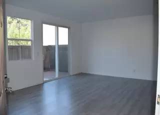Main picture of 472 Crespi Pl