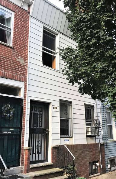 Main picture of 618 Sigel St