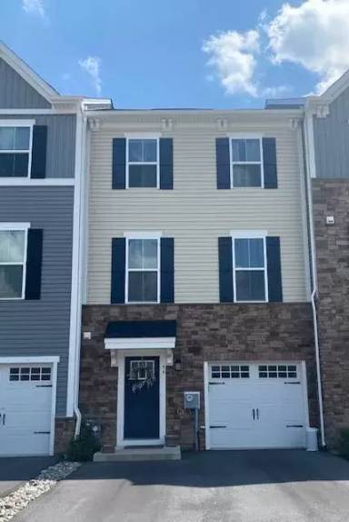Main picture of 54 Glory Maple Ln