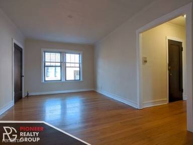 Main picture of 1000 Crain St & 1136 Maple Ave