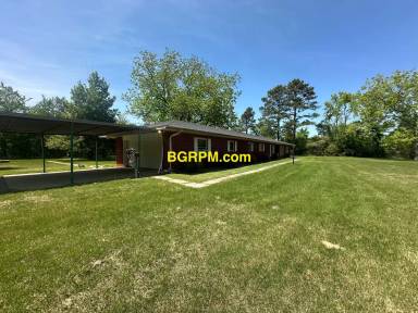 Main picture of 580 Thompson Rd