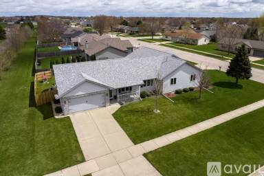 Main picture of 2404 N Wright Rd