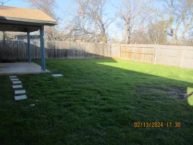 Main picture of 208 N Trail St