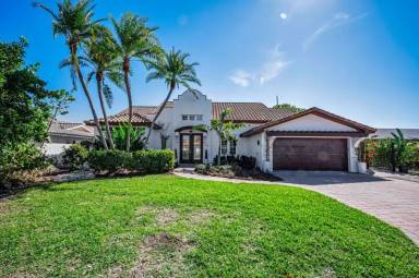 Main picture of 755 116th Ave