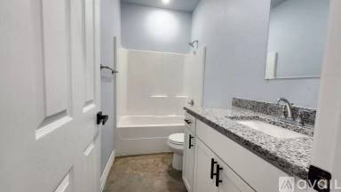 Main picture of 901 Mimosa St