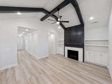 Main picture of 7842 Scenic Valley Ave