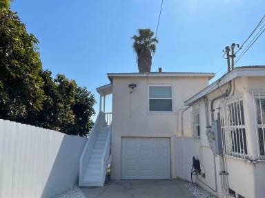 Main picture of 2816 E 8th St