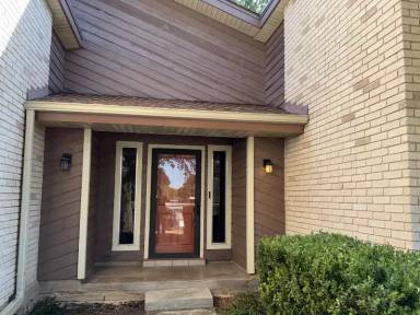 Main picture of 12202 Melon St