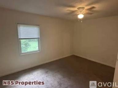 Main picture of 867 N Gallaher View Rd