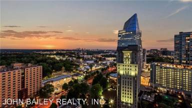Main picture of Realm Condominiums