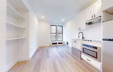 Main picture of The Heights at 2785