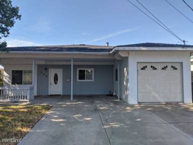 Main picture of 579 Cypress Ave