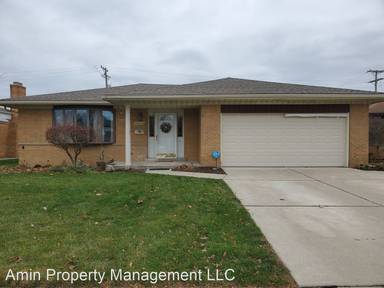 Main picture of 30140 Moulin Ave
