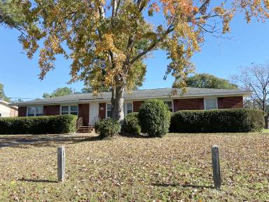 Main picture of 1002 Glenlea Dr