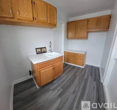 Main picture of 1 Lebrun Rd