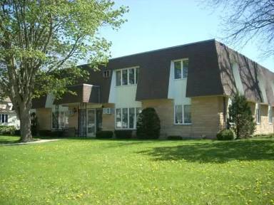 Main picture of 425 W Maine St