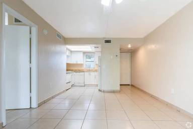 Main picture of Peppertree Apartments