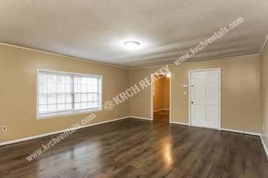 Main picture of 1731 28th Ave N