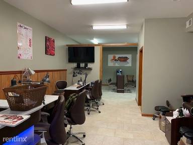 Main picture of 8902 W Chester Pike