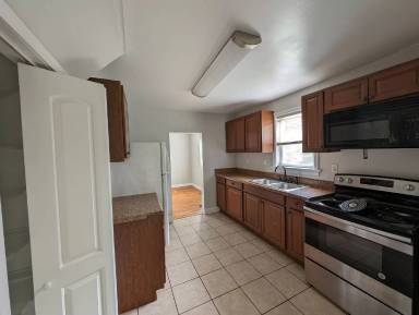 Main picture of 3309 Delano St