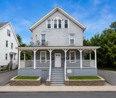 Main picture of 28 Hickory St