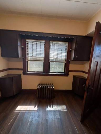 Main picture of 1821 S 6th St