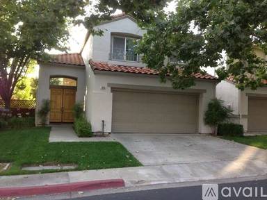 Main picture of 1022 Vista Pointe Cir