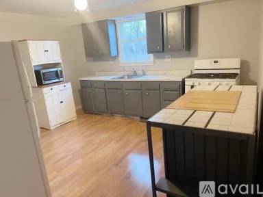 Main picture of 4474 2nd St