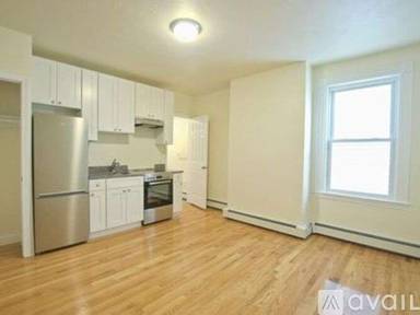 Main picture of 501 E Broadway