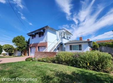Main picture of 42 Willow Ave