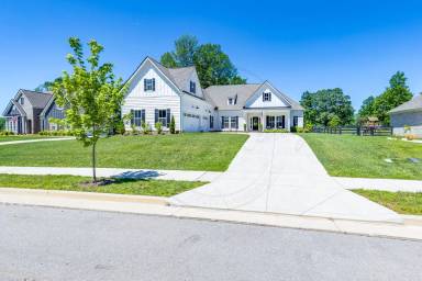 Main picture of 7447 Swindon Blvd