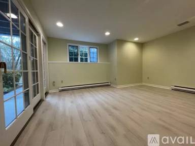 Main picture of 67 Obtuse Rd S