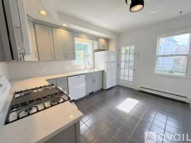 Main picture of 12 Shepard St