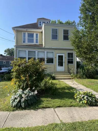 Main picture of 43 Foley St