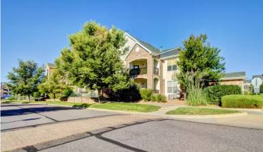 Main picture of 18909 E Warren Cir
