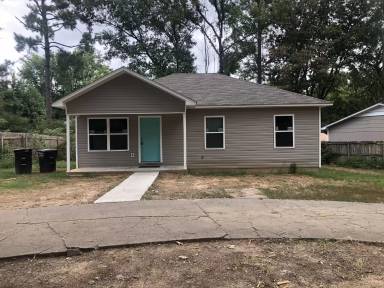 Main picture of 1008 Oneal St