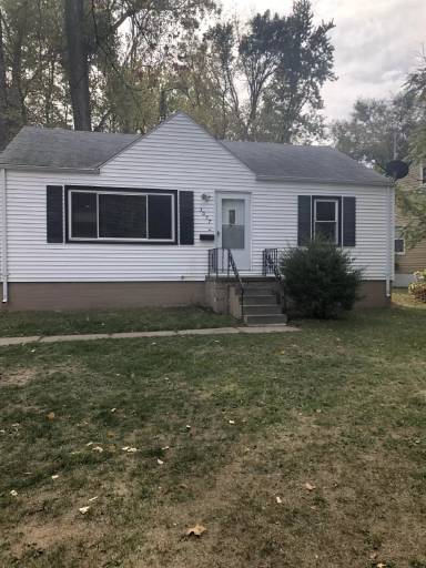 Main picture of 3057 Martin Ave