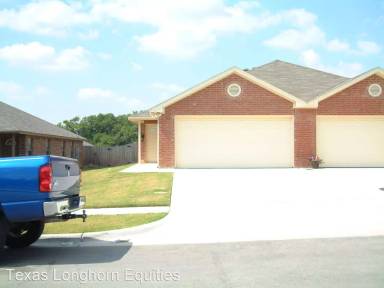 Main picture of 934 Sylvia St