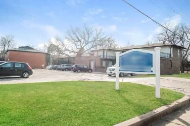 Main picture of 6330 E 7th St