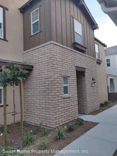 Main picture of 8653 Festival St