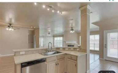 Main picture of 10428 Jaybird Dr