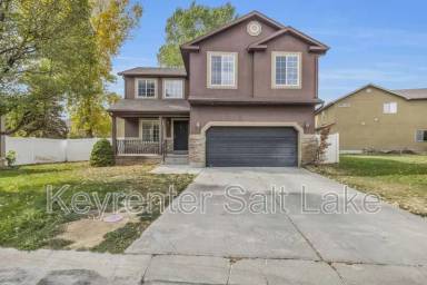 Main picture of 3424 W Newland Loop