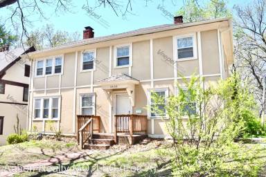 Main picture of 5446 Charlotte St