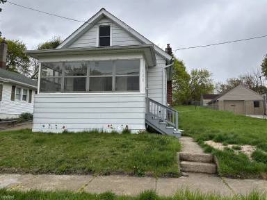 Main picture of 835 Hibbard Ave