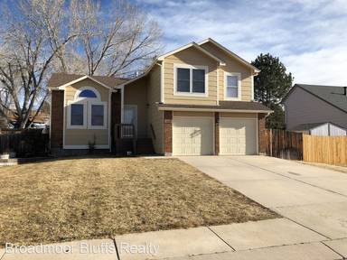 Main picture of 365 Putnam Dr
