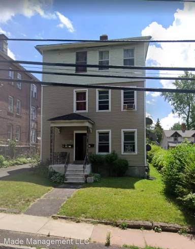 Main picture of 107 Hamilton St
