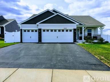 Main picture of 15213 Emory Ave