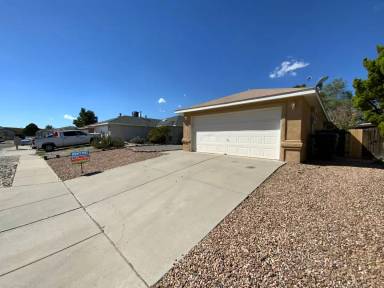 Main picture of 2007 Saint Croix Dr NW