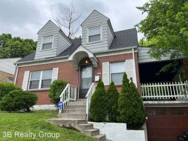 Main picture of 2668 Queen City Ave