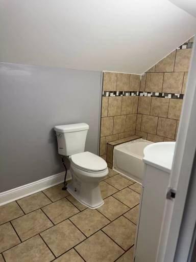 Main picture of 272 Exchange St